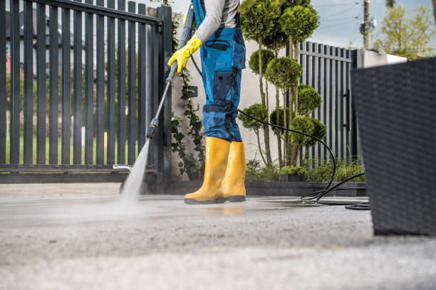 Best Pool Deck Cleaning  in Las Campanas, NM